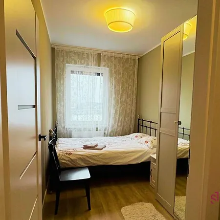 Słoneczny Niepodległości Parking Apartament Leszno (Greater Poland)